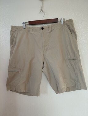 Patagonia -Men's 38 Stand Up Shorts Beige Khaki Organic Cotton Camping Cargo